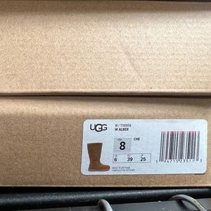 Brand New Ugg Women Size 8